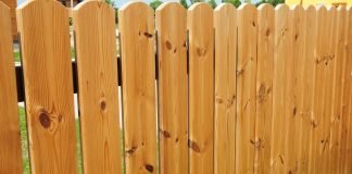 Garden Fence Installation And Repair {towns(town)}